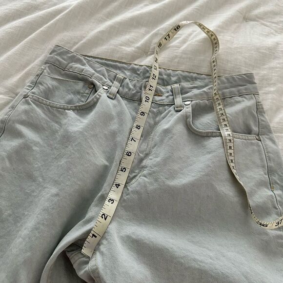 Ragged Priest Women’s 8 Butt Cut Butt Slit Jeans Stonewash NWT - Picture 4 of 8